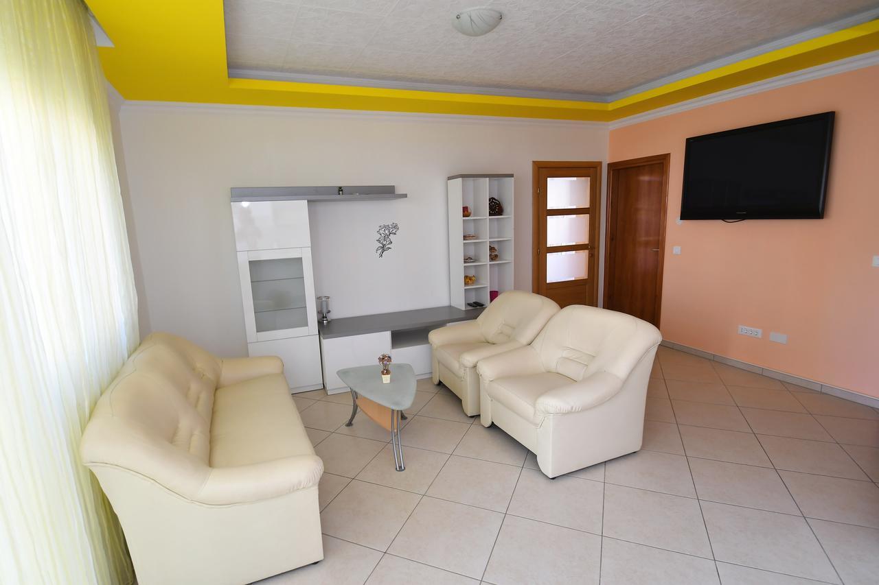 Apartment Mirjana 2 Rijeka Luaran gambar